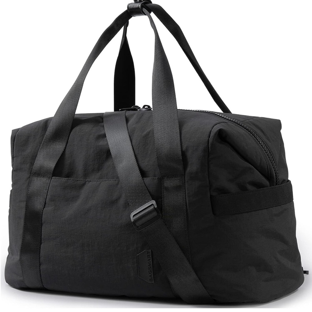 Like new gym bag or weekender